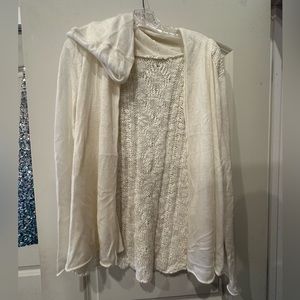 Off Brand Knit Cardigan, Unknown Size but fits a M/L, White